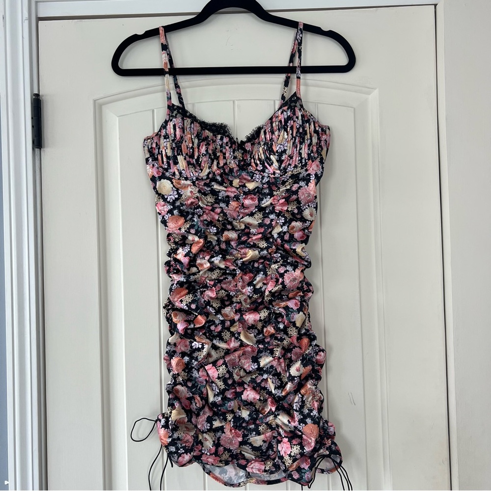 For love and lemons floral dress!!